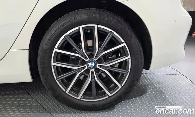 BMW 2 серия 2025 2.0 автомат (гидро), миниатюра 7 BMW 2 серия 2025 2.0 автомат (гидро), миниатюра 7
