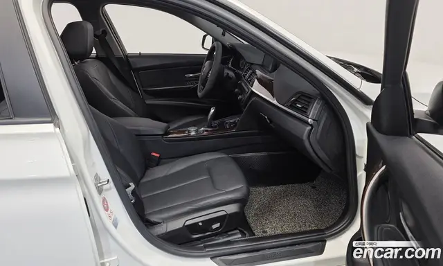 BMW 3 серия 2015 2.0 автомат (гидро), миниатюра 11 BMW 3 серия 2015 2.0 автомат (гидро), миниатюра 11