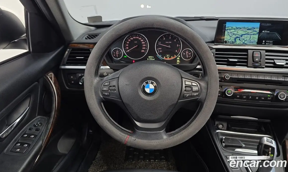 BMW 3 серия 2015 2.0 автомат (гидро), фото 13 BMW 3 серия 2015 2.0 автомат (гидро), фото 13