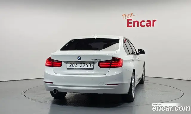 BMW 3 серия 2015 2.0 автомат (гидро), миниатюра 4 BMW 3 серия 2015 2.0 автомат (гидро), миниатюра 4