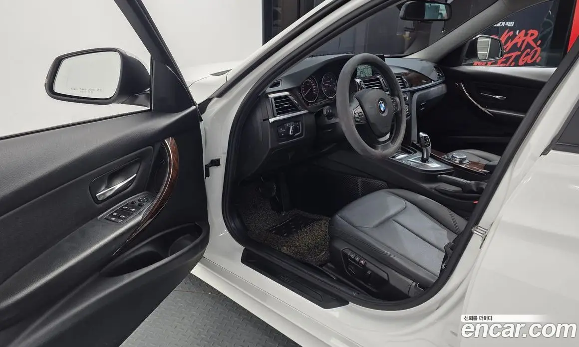 BMW 3 серия 2015 2.0 автомат (гидро), фото 10 BMW 3 серия 2015 2.0 автомат (гидро), фото 10