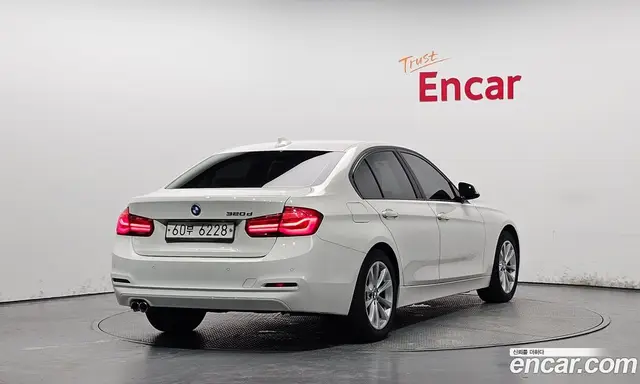 BMW 3 серия 2017 2.0 автомат (гидро), миниатюра 1 BMW 3 серия 2017 2.0 автомат (гидро), миниатюра 1