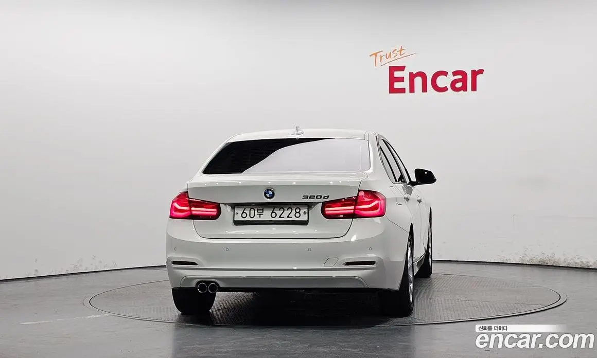 BMW 3 серия 2017 2.0 автомат (гидро), фото 3 BMW 3 серия 2017 2.0 автомат (гидро), фото 3
