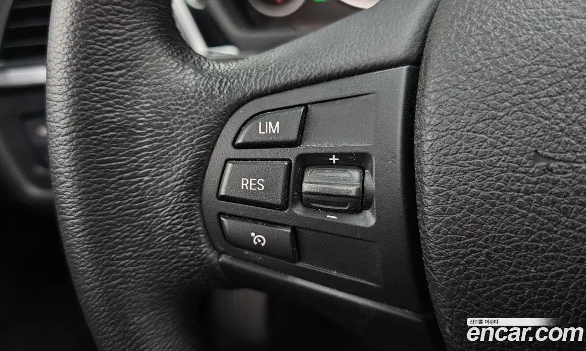 BMW 3 серия 2017 2.0 автомат (гидро), фото 30 BMW 3 серия 2017 2.0 автомат (гидро), фото 30