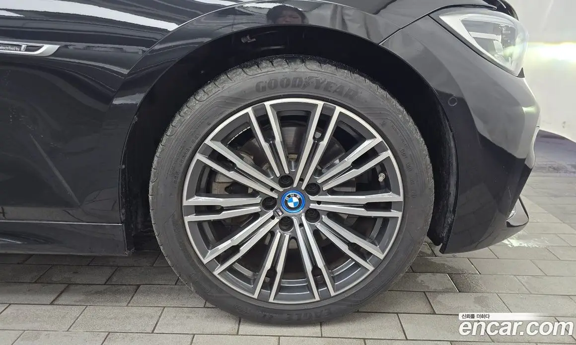 BMW 3 серия 2022 2.0 автомат (гидро), фото 7