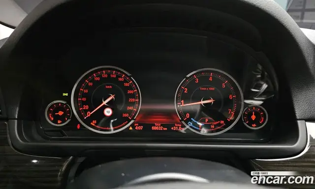 BMW 5 серия 2016 2.0 автомат (гидро), миниатюра 8 BMW 5 серия 2016 2.0 автомат (гидро), миниатюра 8
