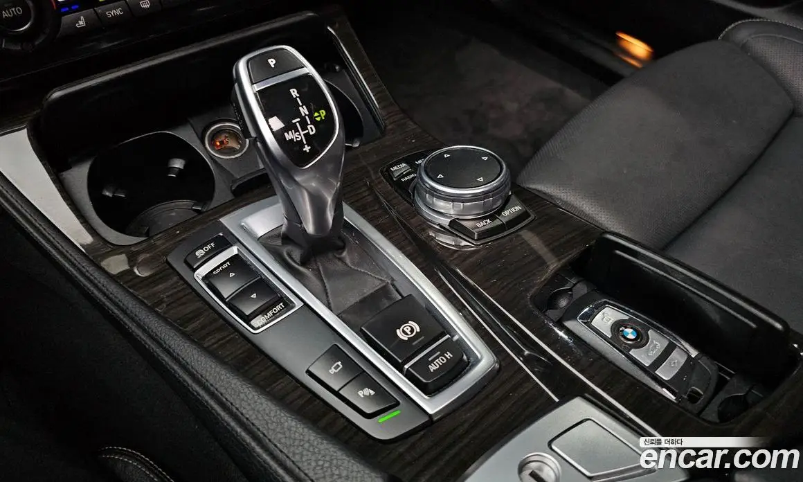 BMW 5 серия 2016 2.0 автомат (гидро), фото 9 BMW 5 серия 2016 2.0 автомат (гидро), фото 9