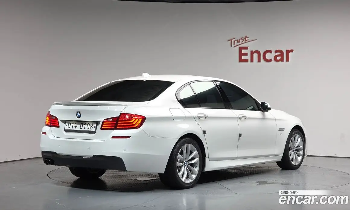 BMW 5 серия 2016 2.0 автомат (гидро), фото 1 BMW 5 серия 2016 2.0 автомат (гидро), фото 1