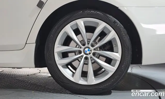 BMW 5 серия 2016 2.0 автомат (гидро), миниатюра 6 BMW 5 серия 2016 2.0 автомат (гидро), миниатюра 6
