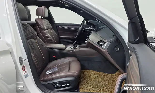 BMW 5 серия 2017 2.0 автомат (гидро), миниатюра 11