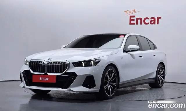 BMW 5 серия 2023 2.0 автомат (гидро), миниатюра 1 BMW 5 серия 2023 2.0 автомат (гидро), миниатюра 1