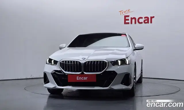 BMW 5 серия 2023 2.0 автомат (гидро), миниатюра 3 BMW 5 серия 2023 2.0 автомат (гидро), миниатюра 3