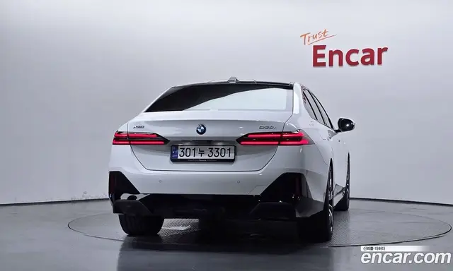 BMW 5 серия 2023 2.0 автомат (гидро), миниатюра 4 BMW 5 серия 2023 2.0 автомат (гидро), миниатюра 4