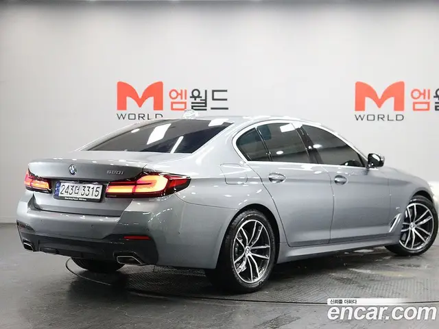 BMW 5 серия 2023 2.0 автомат (гидро), миниатюра 2