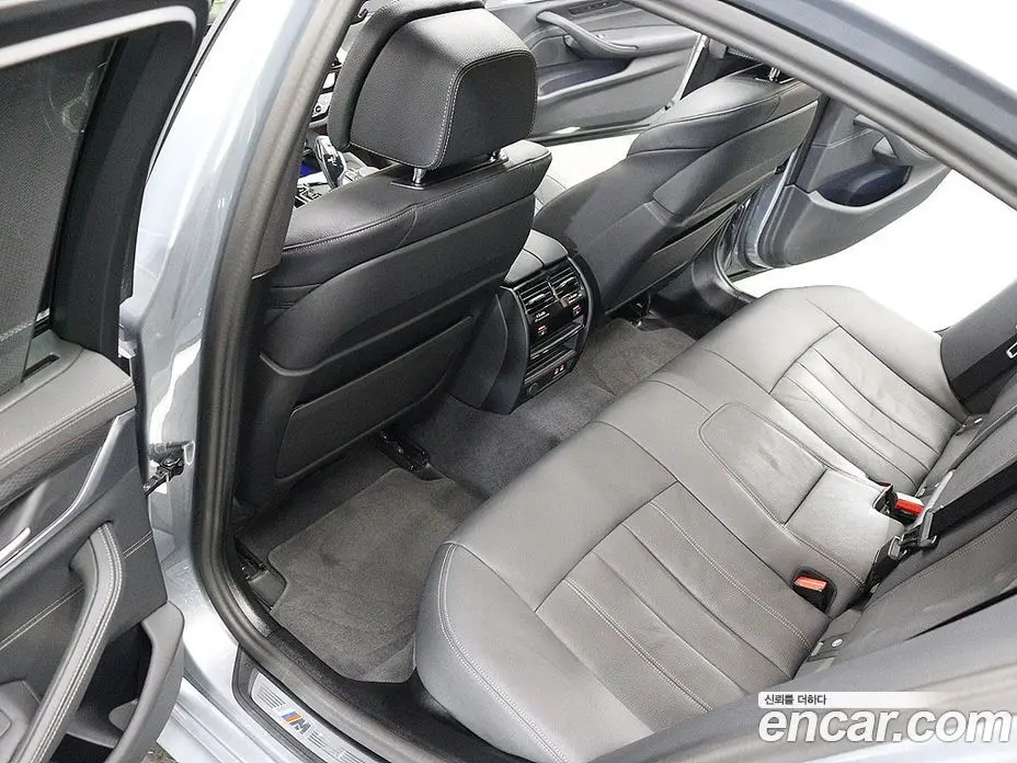 BMW 5 серия 2023 2.0 автомат (гидро), фото 15