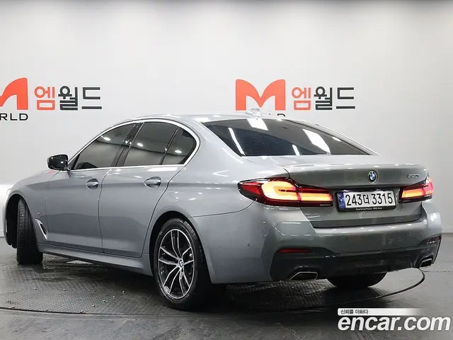 BMW 5 серия 2023 2.0 автомат (гидро), миниатюра 4