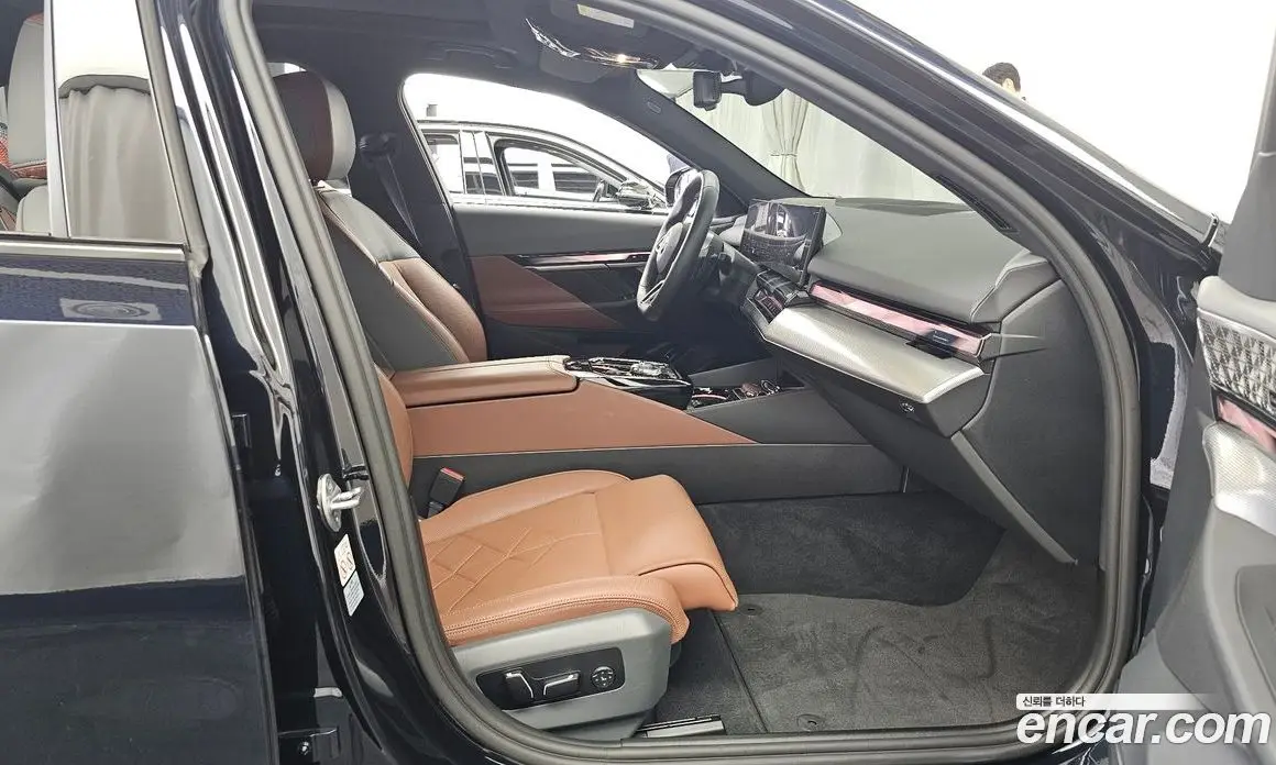 BMW 5 серия 2024 2.0 автомат (гидро), фото 11 BMW 5 серия 2024 2.0 автомат (гидро), фото 11