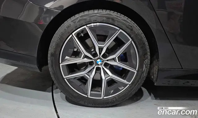 BMW 5 серия 2025 2.0 автомат (гидро), миниатюра 5