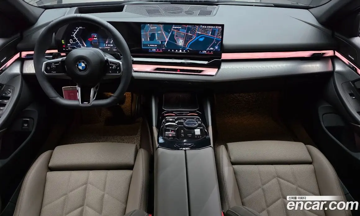 BMW 5 серия 2025 2.0 автомат (гидро), фото 10