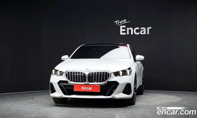 BMW 5 серия 2025 2.0 автомат (гидро), миниатюра 2