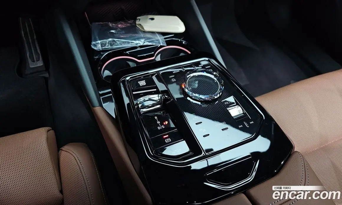 BMW 5 серия 2025 2.0 автомат (гидро), фото 11