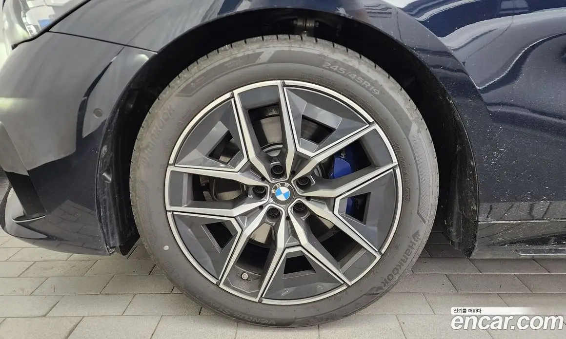 BMW 5 серия 2026 2.0 автомат (гидро), фото 5