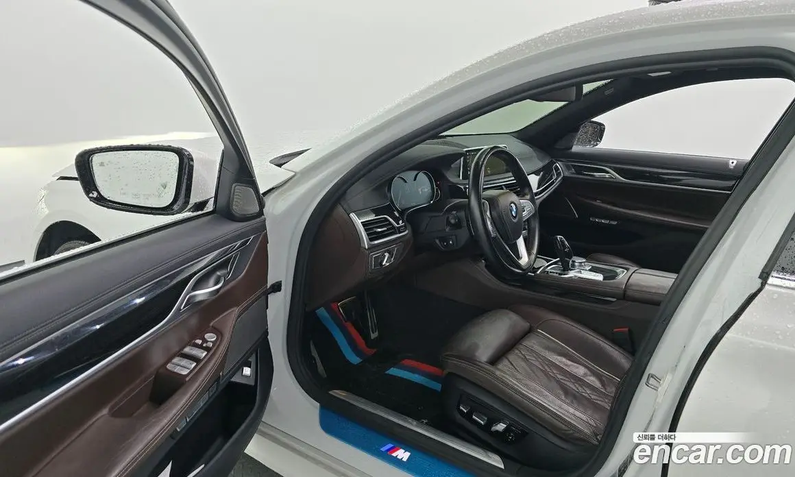 BMW 7 серия 2017 3.0 автомат (гидро), фото 13 BMW 7 серия 2017 3.0 автомат (гидро), фото 13