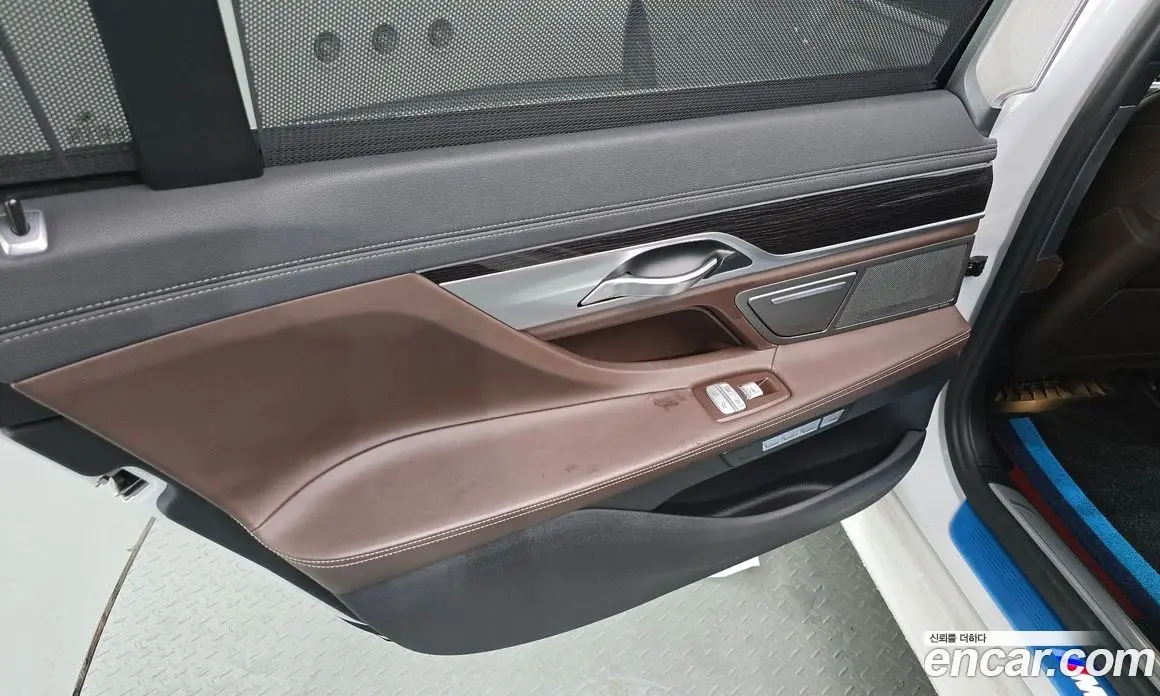 BMW 7 серия 2017 3.0 автомат (гидро), фото 15 BMW 7 серия 2017 3.0 автомат (гидро), фото 15