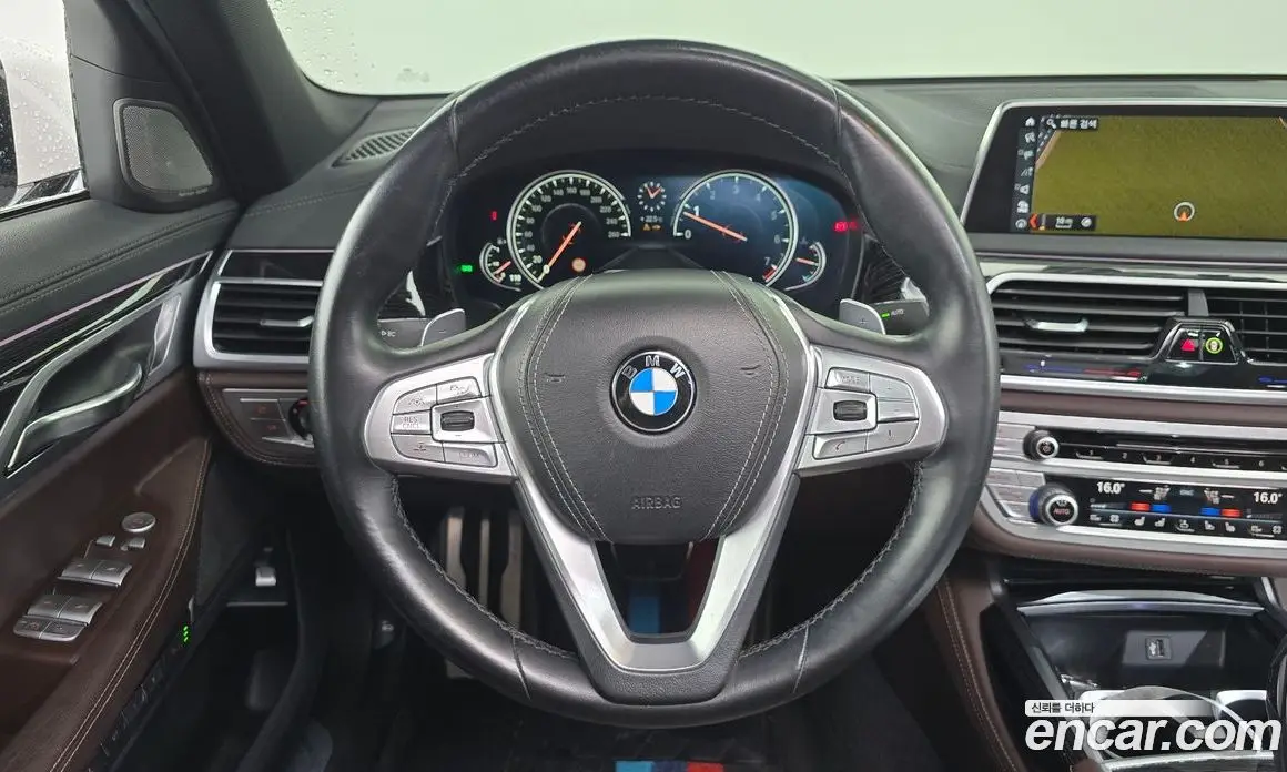 BMW 7 серия 2017 3.0 автомат (гидро), фото 20 BMW 7 серия 2017 3.0 автомат (гидро), фото 20
