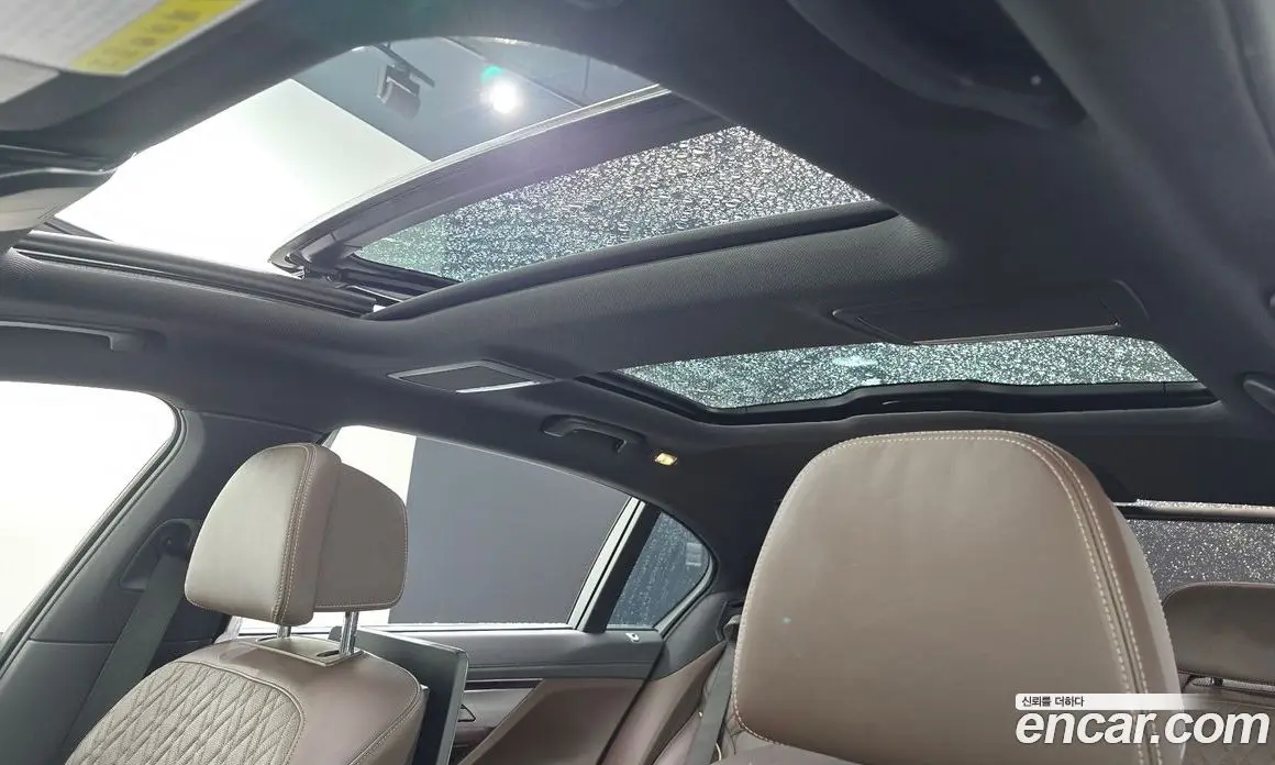 BMW 7 серия 2017 3.0 автомат (гидро), фото 23 BMW 7 серия 2017 3.0 автомат (гидро), фото 23