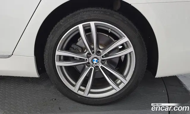 BMW 7 серия 2017 3.0 автомат (гидро), миниатюра 7 BMW 7 серия 2017 3.0 автомат (гидро), миниатюра 7