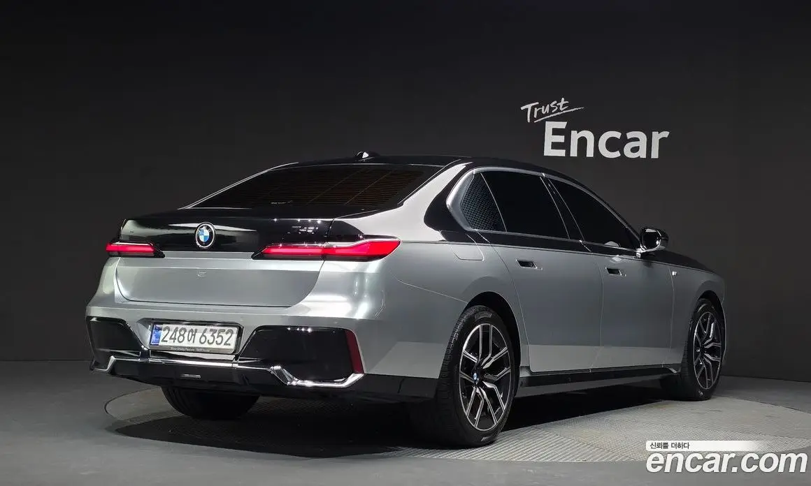 BMW 7 серия 2023 3.0 автомат (гидро), фото 2 BMW 7 серия 2023 3.0 автомат (гидро), фото 2