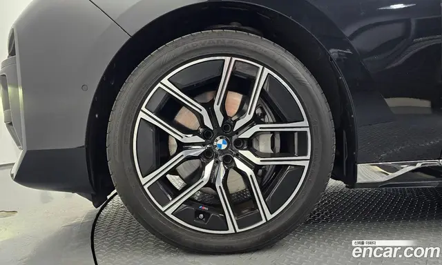 BMW 7 серия 2024 3.0 автомат (гидро), миниатюра 5 BMW 7 серия 2024 3.0 автомат (гидро), миниатюра 5