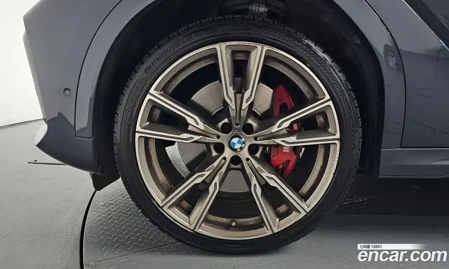 BMW X6 2022 4.4 автомат (гидро), миниатюра 4