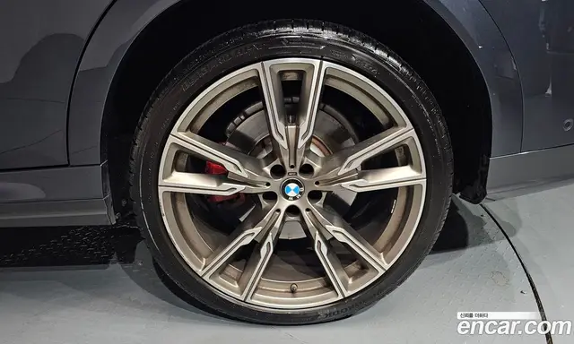 BMW X6 2022 4.4 автомат (гидро), миниатюра 6