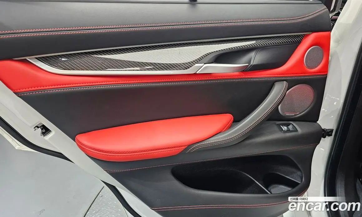 BMW X6M 2017 4.4 автомат (гидро), фото 14 BMW X6M 2017 4.4 автомат (гидро), фото 14