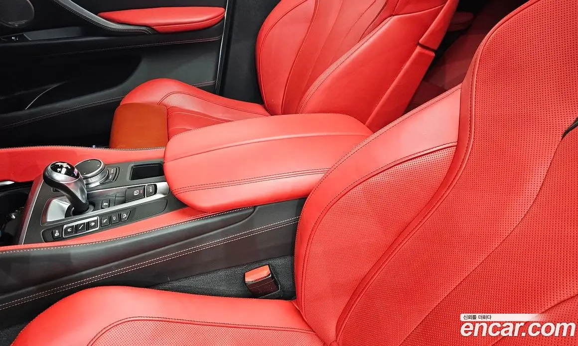 BMW X6M 2017 4.4 автомат (гидро), фото 28 BMW X6M 2017 4.4 автомат (гидро), фото 28