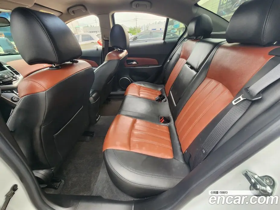 Chevrolet Cruze 2011 2.0 автомат (гидро), фото 16 Chevrolet Cruze 2011 2.0 автомат (гидро), фото 16