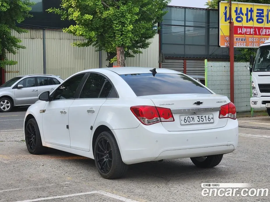 Chevrolet Cruze 2011 2.0 автомат (гидро), фото 4 Chevrolet Cruze 2011 2.0 автомат (гидро), фото 4