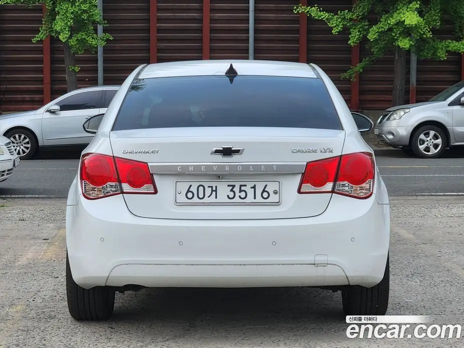 Chevrolet Cruze 2011 2.0 автомат (гидро), фото 5 Chevrolet Cruze 2011 2.0 автомат (гидро), фото 5