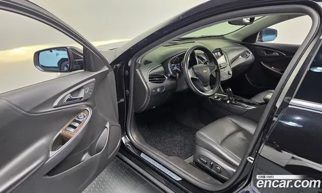 Chevrolet Malibu 2017 1.5 автомат (гидро), миниатюра 10 Chevrolet Malibu 2017 1.5 автомат (гидро), миниатюра 10
