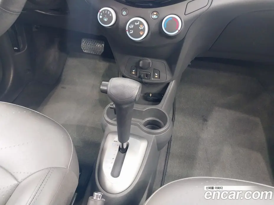 Chevrolet Spark 2014 1.0 автомат (гидро), фото 13