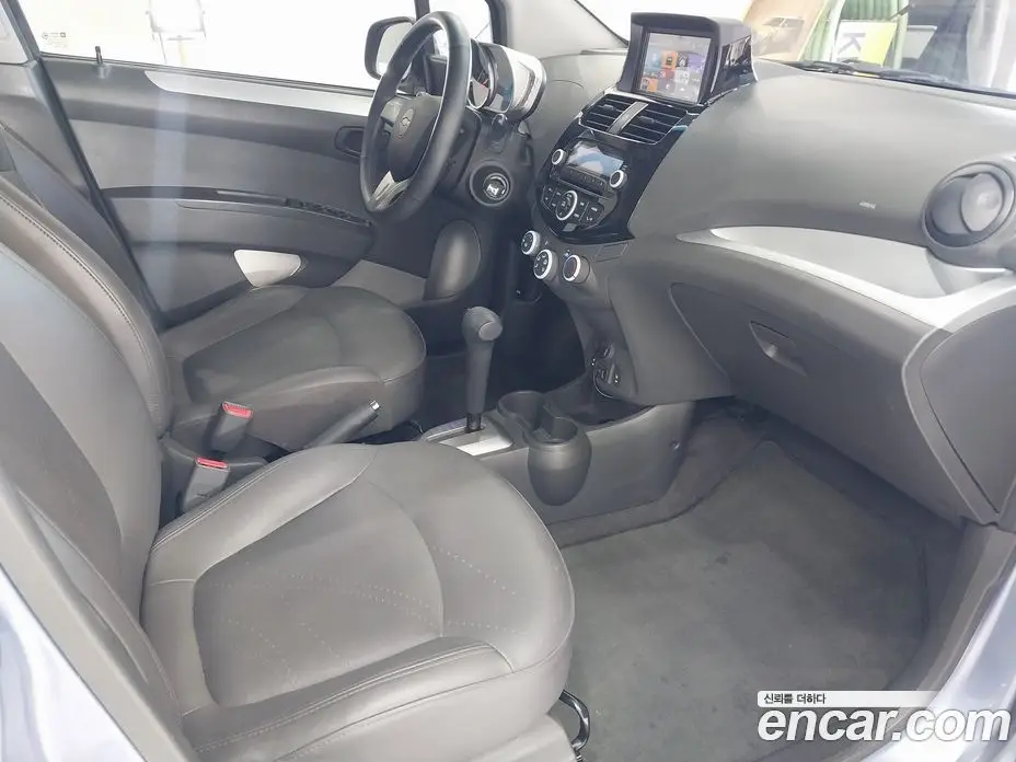 Chevrolet Spark 2014 1.0 автомат (гидро), фото 14