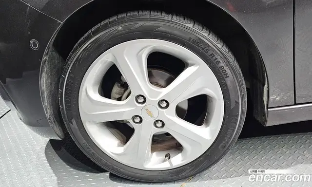 Chevrolet Spark 2015 1.0 автомат (гидро), миниатюра 4 Chevrolet Spark 2015 1.0 автомат (гидро), миниатюра 4