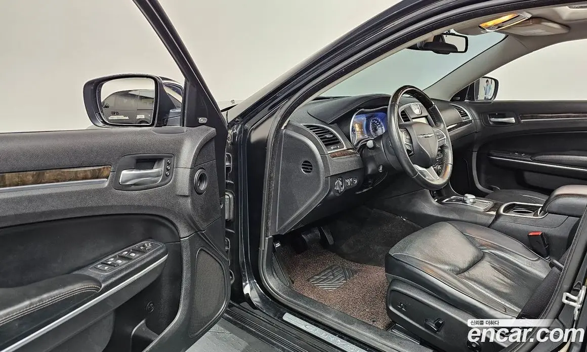 Chrysler 300C 2015 3.6 автомат (гидро), фото 10 Chrysler 300C 2015 3.6 автомат (гидро), фото 10