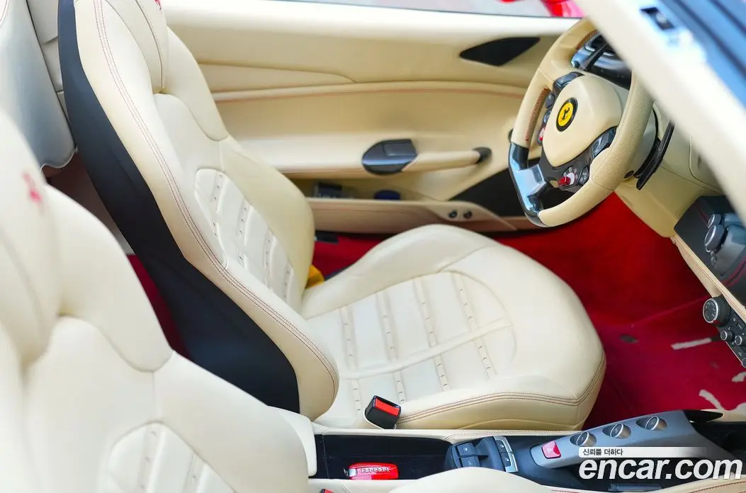 Ferrari 488 2016 3.9 автомат (гидро), фото 7 Ferrari 488 2016 3.9 автомат (гидро), фото 7