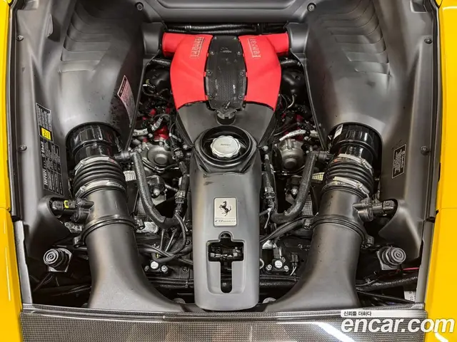 Ferrari F8 2021 3.9 автомат (гидро), миниатюра 11