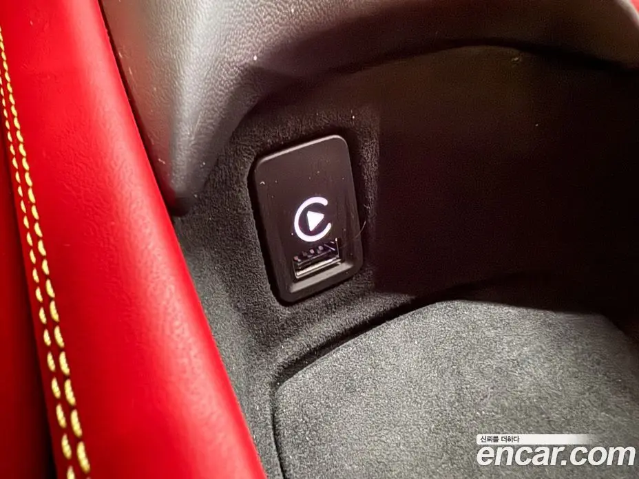 Ferrari F8 2021 3.9 автомат (гидро), фото 14