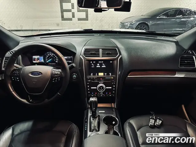 Ford Explorer 2018 2.3 автомат (гидро), миниатюра 7 Ford Explorer 2018 2.3 автомат (гидро), миниатюра 7