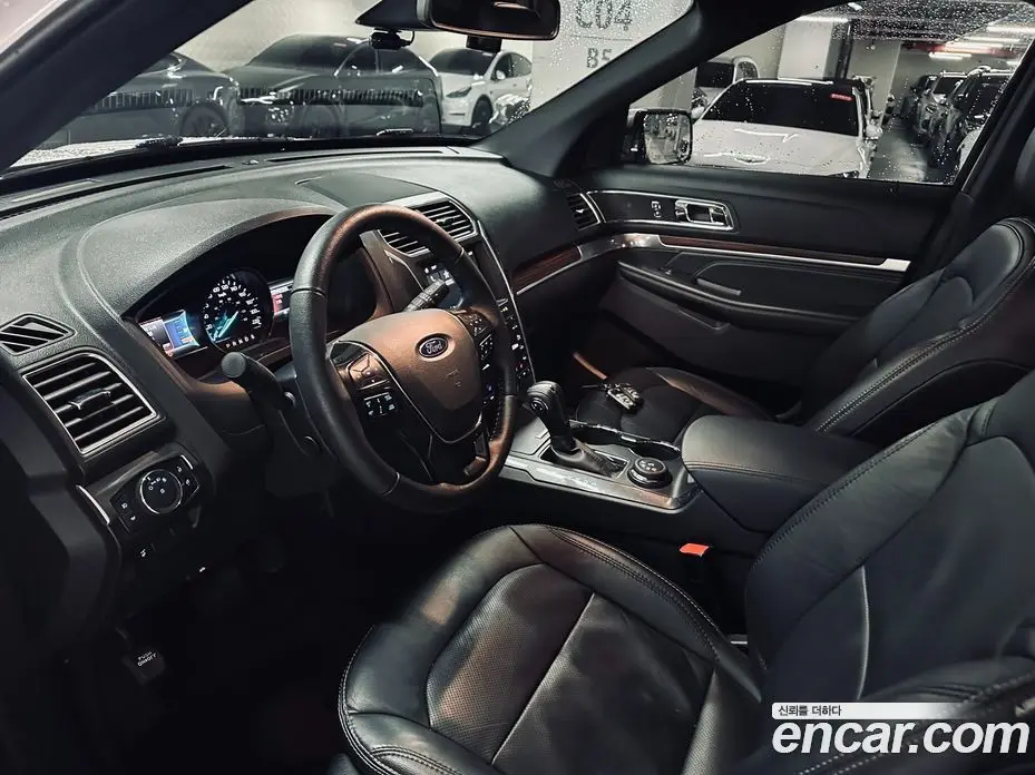 Ford Explorer 2018 2.3 автомат (гидро), фото 10 Ford Explorer 2018 2.3 автомат (гидро), фото 10